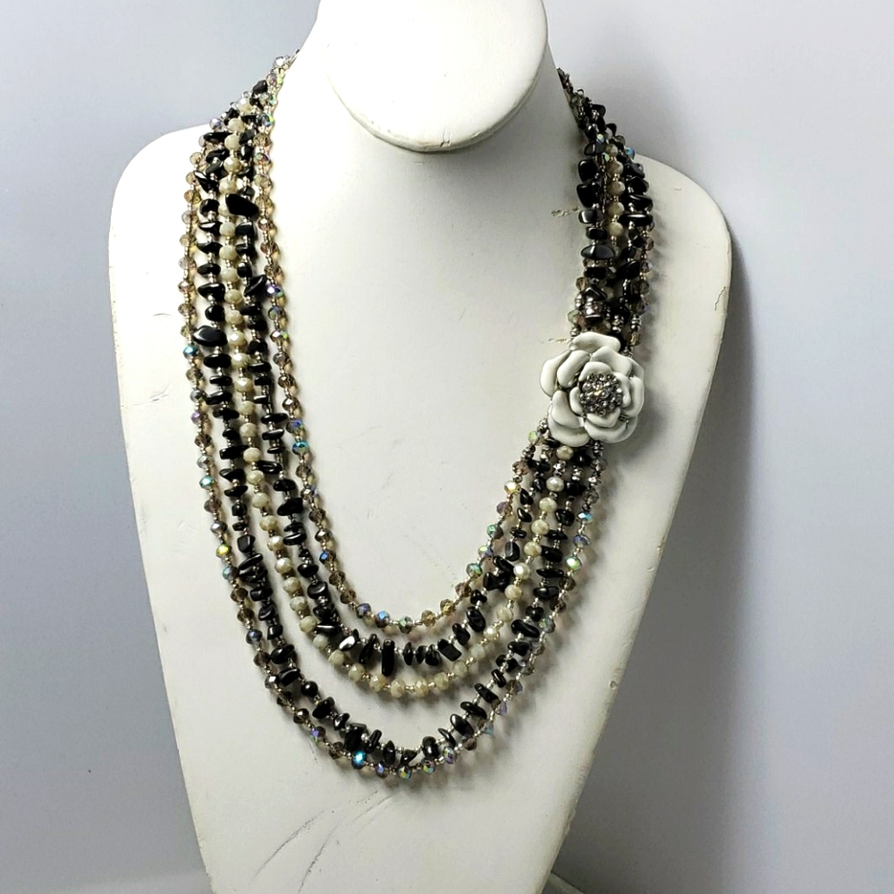 Ali khan beaded stone with flower gift box